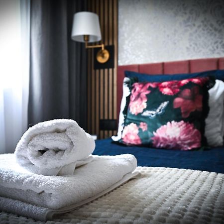 Malinowelove Aircon, 3 Rooms, Parking, Ogrod Cracovia Esterno foto
